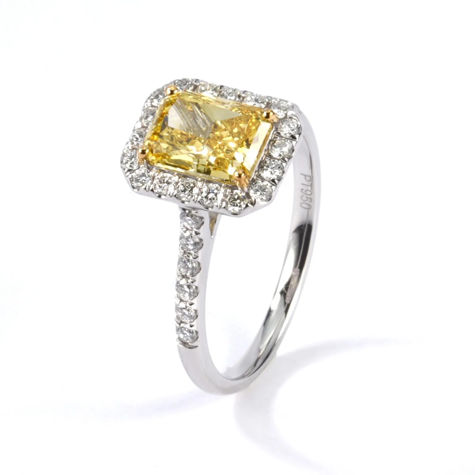 A001 PT950 Lab-Grown Diamond Ring - Image 1
